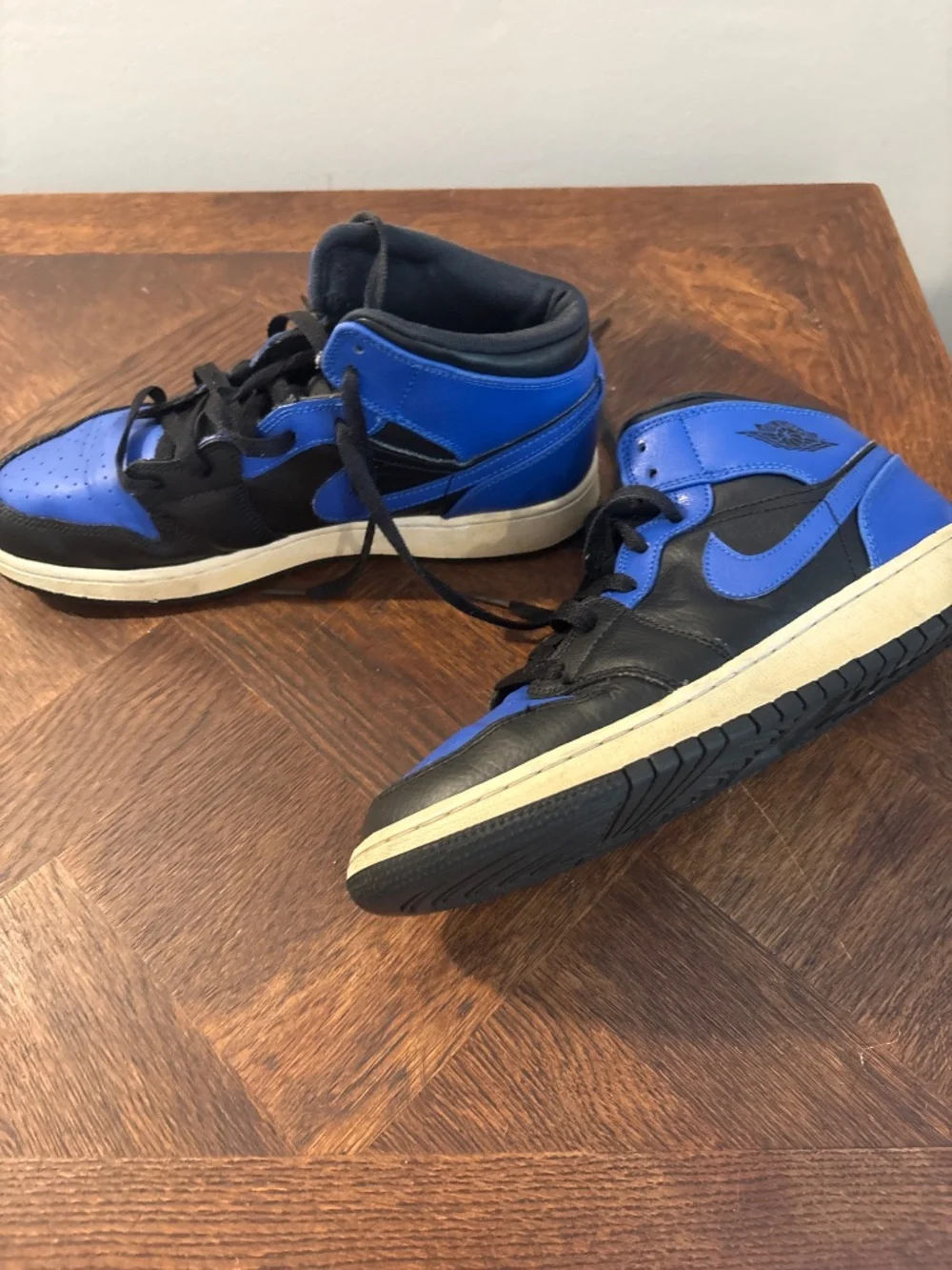 Nike air Jordan sneakers